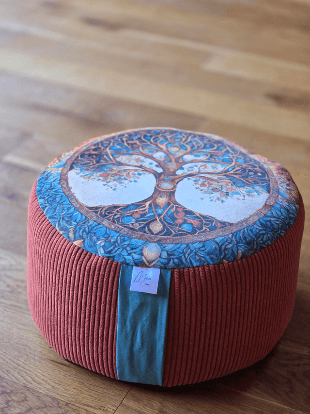 Zafu , coussin de méditation artisanal arbre de vie